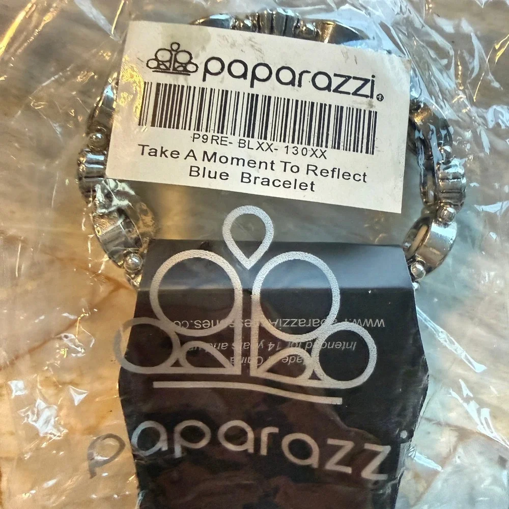 Paparazzi‎ Take A Moment To Reflect Blue Bracelet Stretch Rhinestone Silver Tone